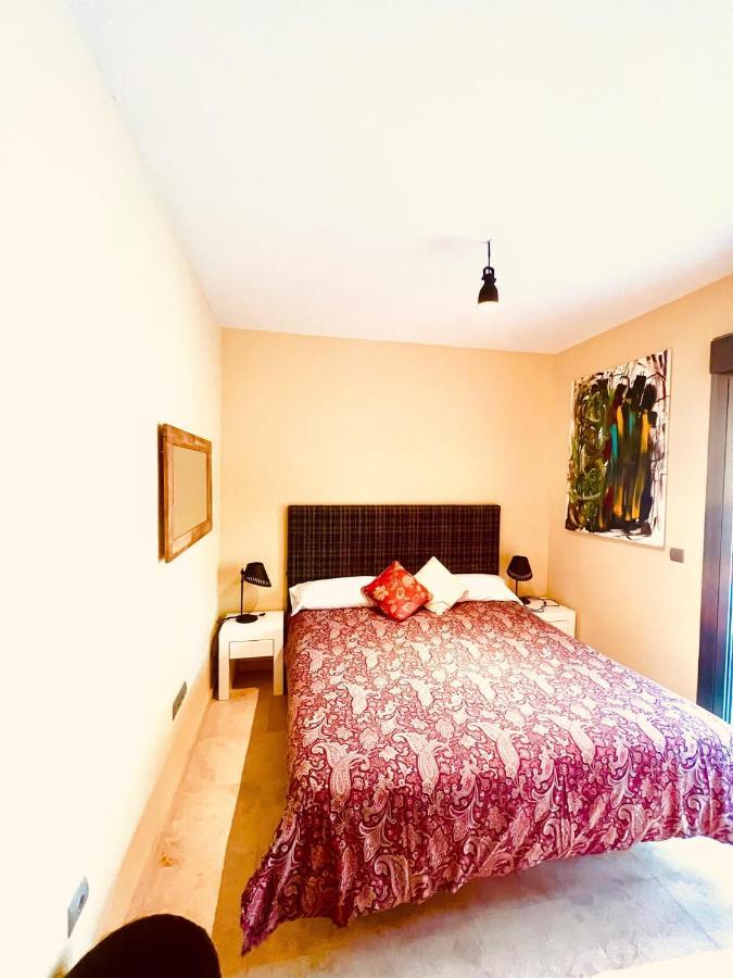 Villa Aguilas Club - Guest House Málaga Eksteriør billede