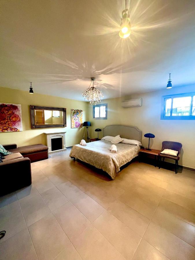 Villa Aguilas Club - Guest House Málaga Eksteriør billede