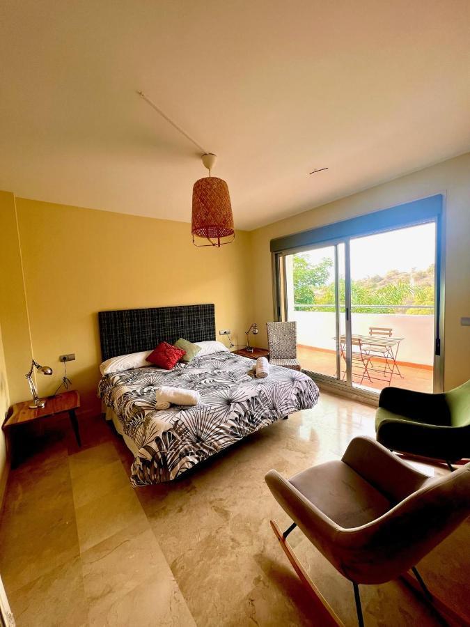 Villa Aguilas Club - Guest House Málaga Eksteriør billede