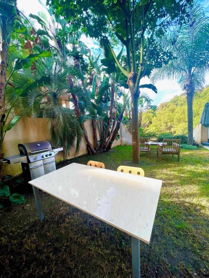 Villa Aguilas Club - Guest House Málaga Eksteriør billede