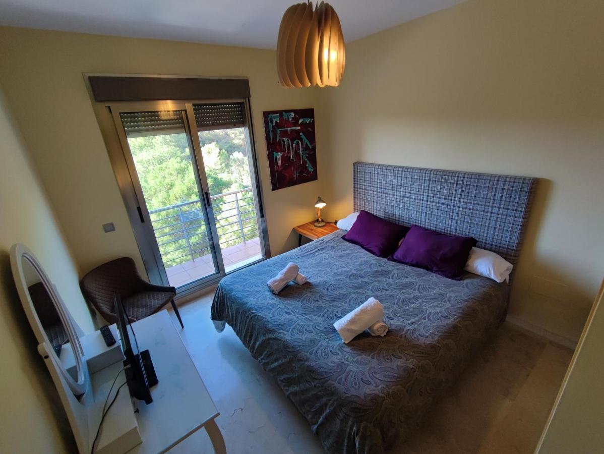 Villa Aguilas Club - Guest House Málaga Eksteriør billede