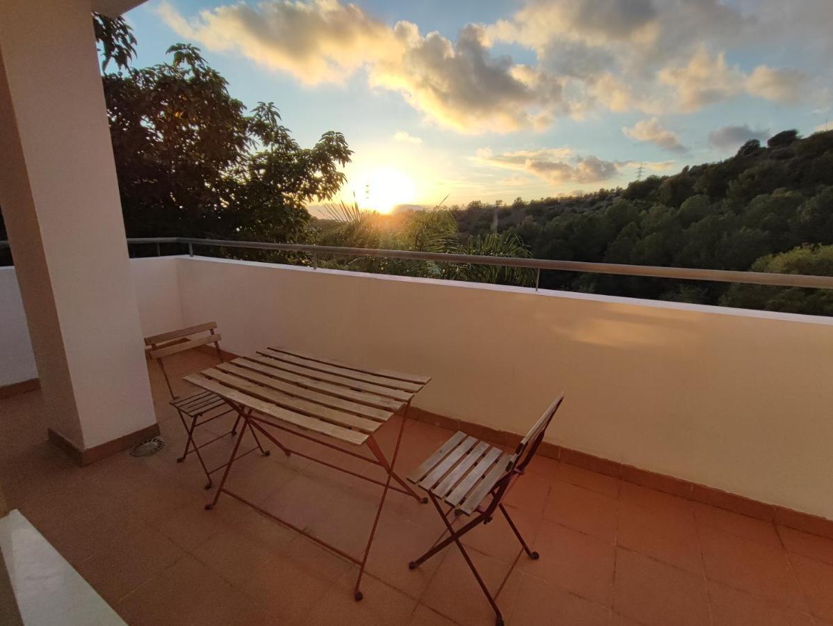 Villa Aguilas Club - Guest House Málaga Eksteriør billede